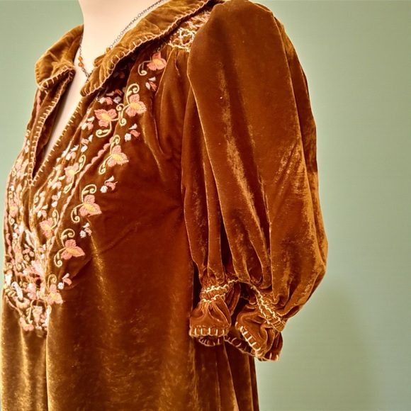 Free People Freya Embroidered Velvet Tunic - Picture 5 of 10